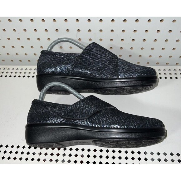 Alegria Lauryn Womens Leather Nursing Work Clogs Size EU 39 US 9 Metallic Blue - Picture 6 of 8